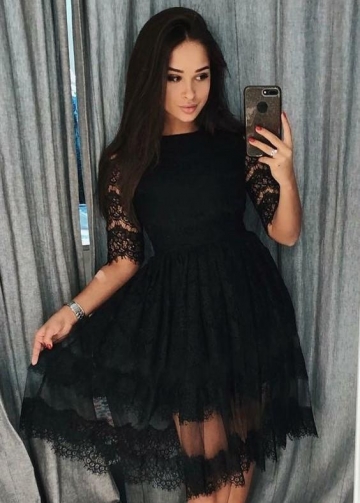 Knee-Length Black Lace Homecoming Dresses Half Sleeves