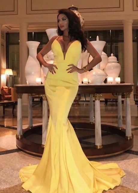 Mermaid Yellow Prom Dress with Plunging Neckline