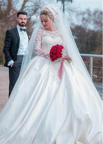Plus Size Wedding Dress Lace Long Sleeves Satin Skirt