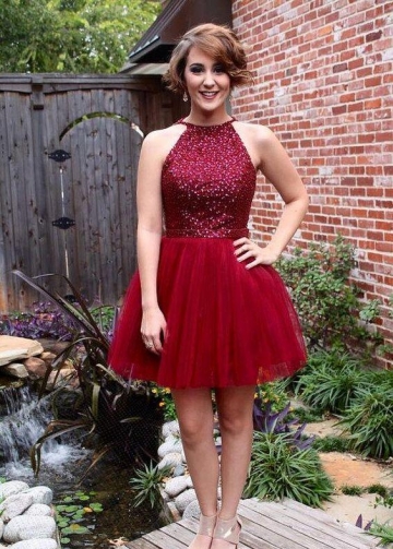 Sleeveless Sequin Tulle Short Homecoming Gown