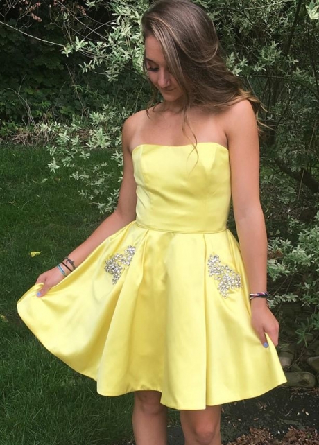 Short Yellow Cocktail Party Gown with Rhinestones Pockets