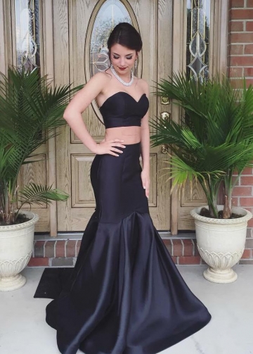 Sweetheart Satin Black Mermaid Prom Gown Two Pieces