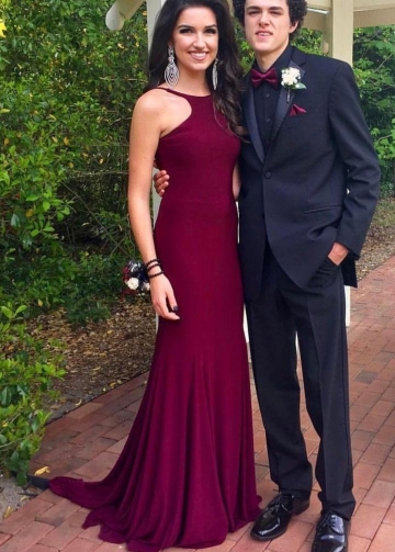 Sleeveless Slim Fit Long Prom Evening Gown with Sweep Train