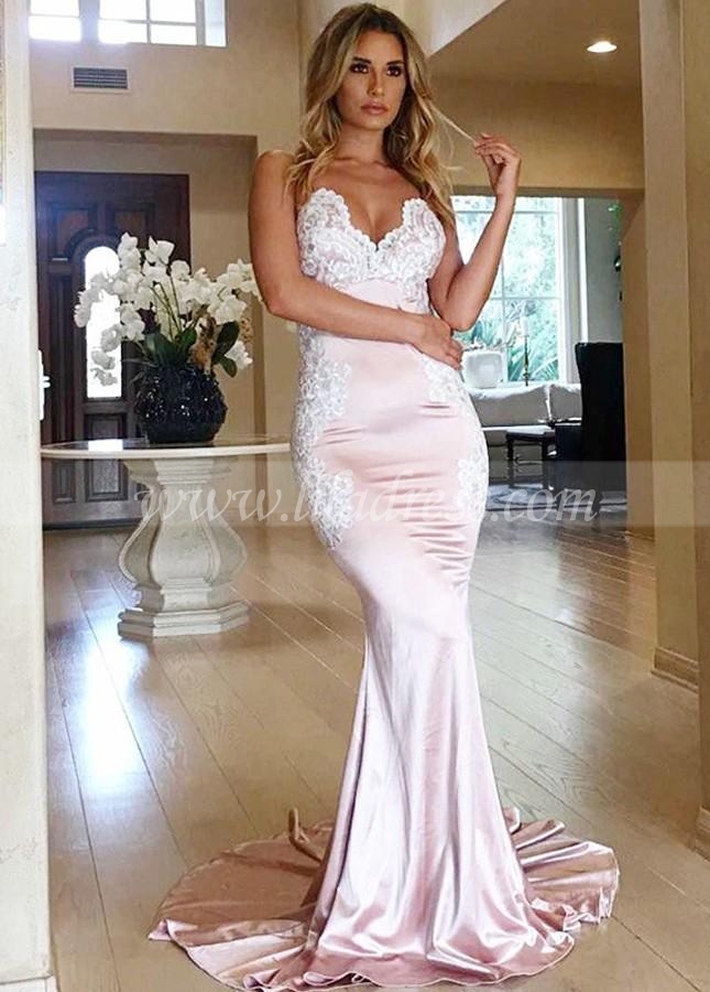 Spaghetti Straps V-neck Slim Long Prom Dress with Lace Appliques