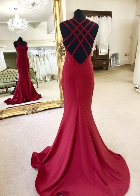 Sweetheart Strappy Backless Mermaid Evening Dress with Sweep Train
