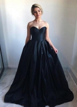 Sweetheart Satin Black Ball Gown Prom Dress with Chapel Train