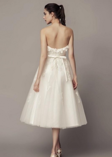 Strapless Causal Tea-length Wedding Dress with Tulle Skirt