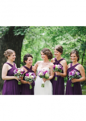 Traditional Wedding Party Dress Grape Purple Chiffon Bridesmaid Gown with Pockets