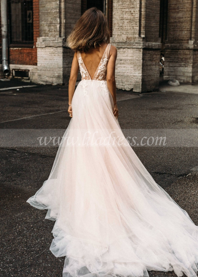 Tulle Beach Wedding Dresses with See-through Lace Bodice