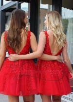 V-neck Red Lace and Tulle Homecoming Gown Dresses Short