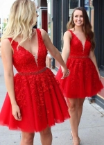 V-neck Red Lace and Tulle Homecoming Gown Dresses Short